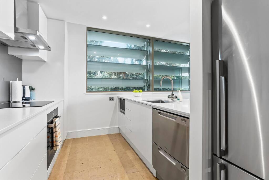 Elegant & Sunny Living With Stunning Marina Views Apartment Auckland Luaran gambar